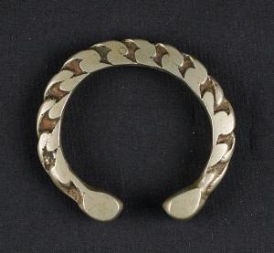 Mabrooma bracelet